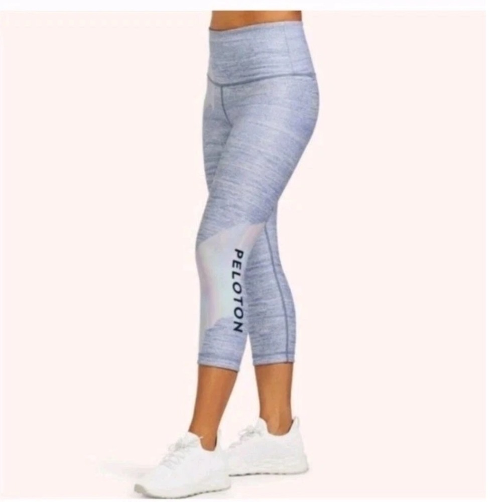 NEW Peloton X WITH White Opal Capri High Waisted Leggings Size Medium NWT